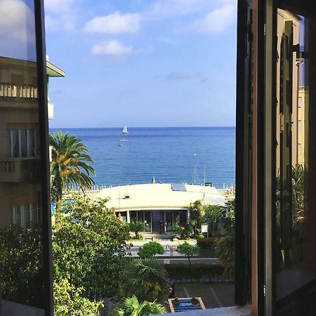 Le Finestre Sul Mare Apartman Albissola Marina Kültér fotó